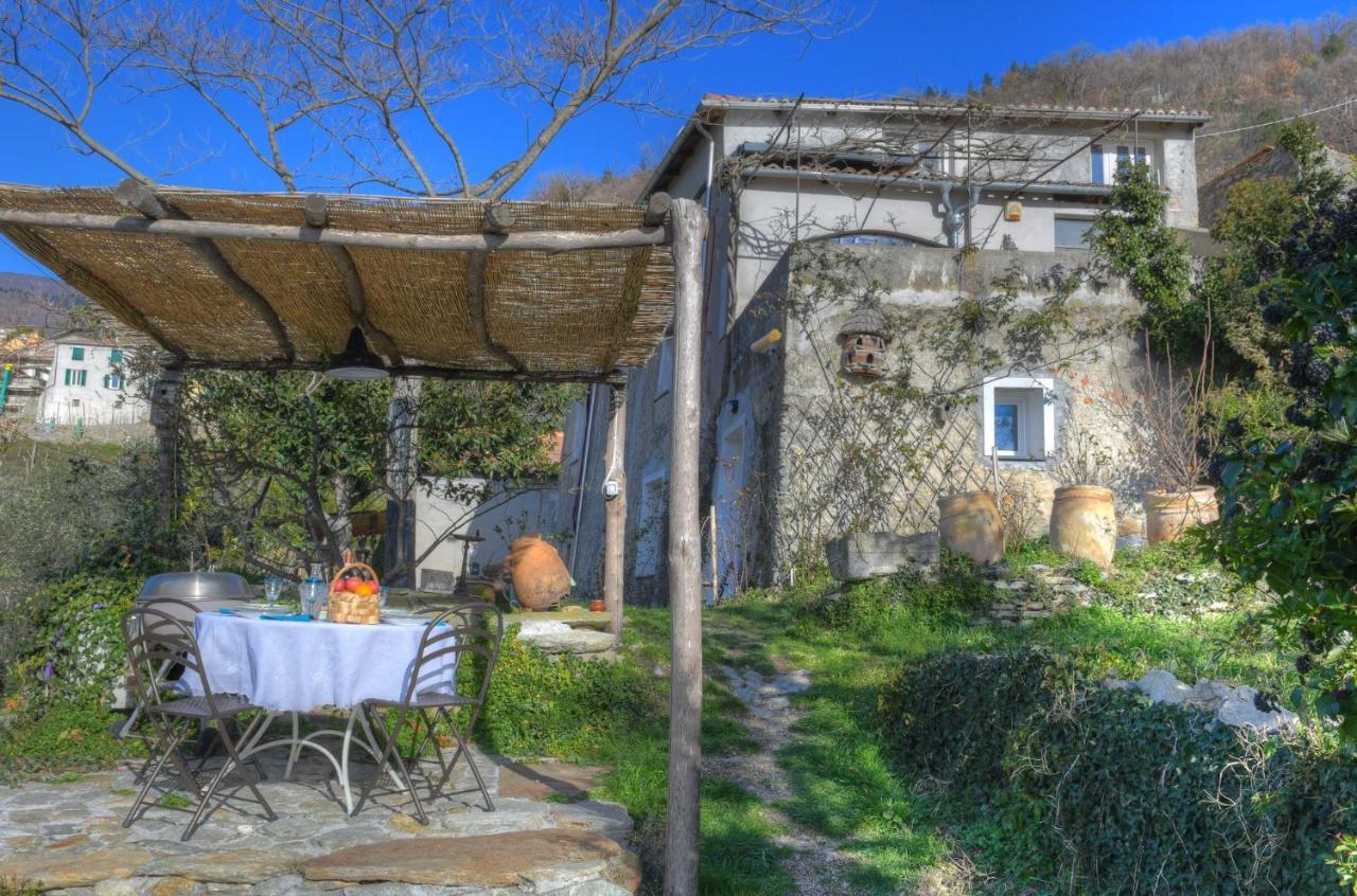 Antica Casa Del Canto Iara - Private Parking Calice Ligure Dış mekan fotoğraf